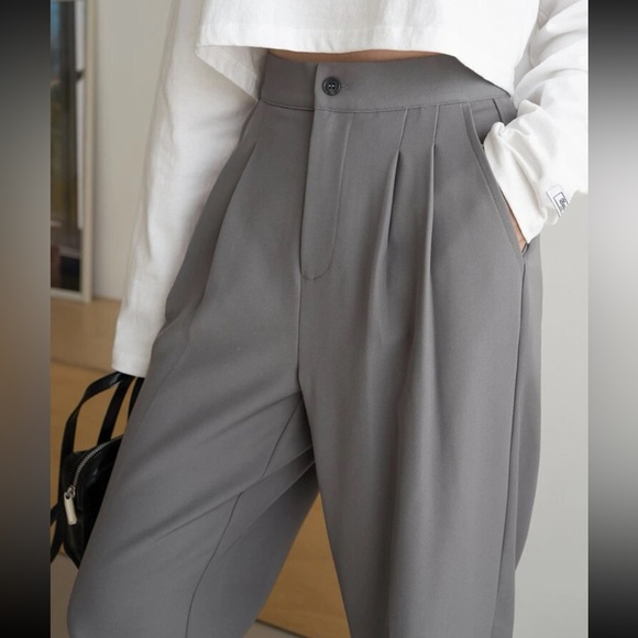 ($5) Gray Wide leg Pants - Picture 4 of 5